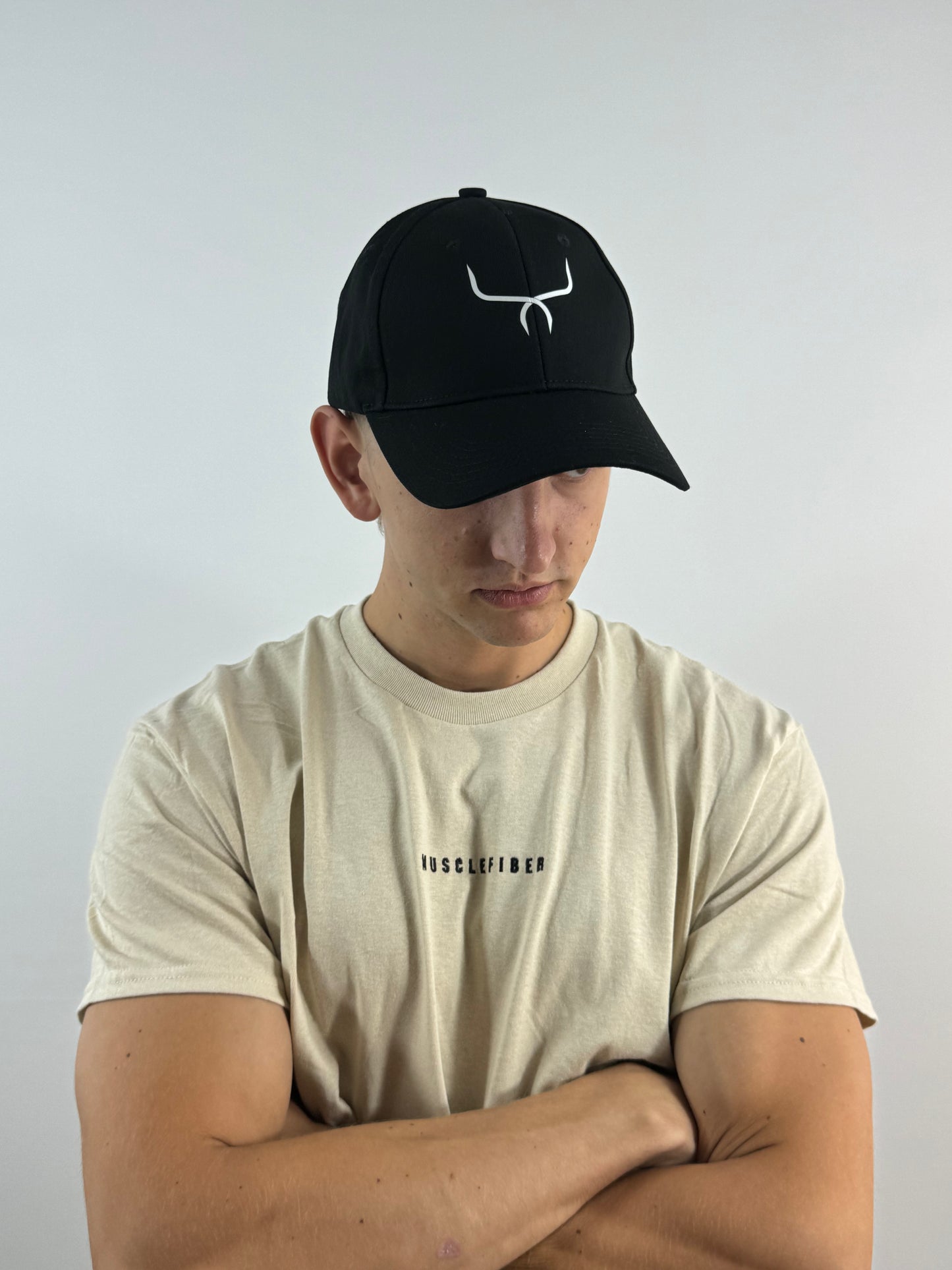 Muscle logo hat