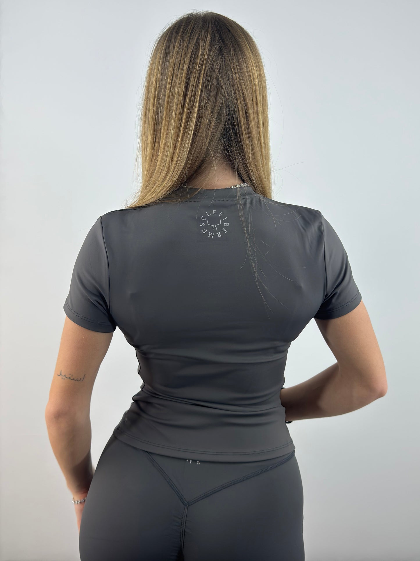 Essence t-shirt