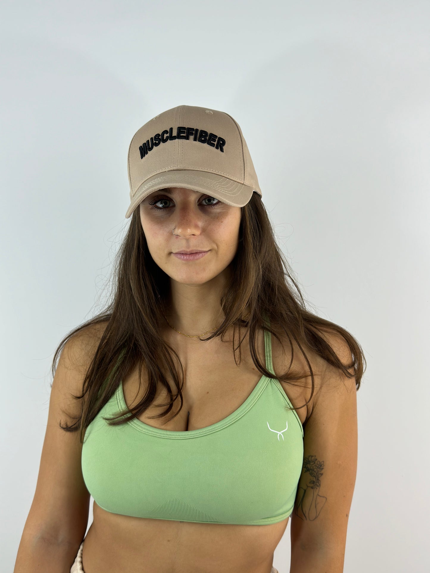 Brand cap beige