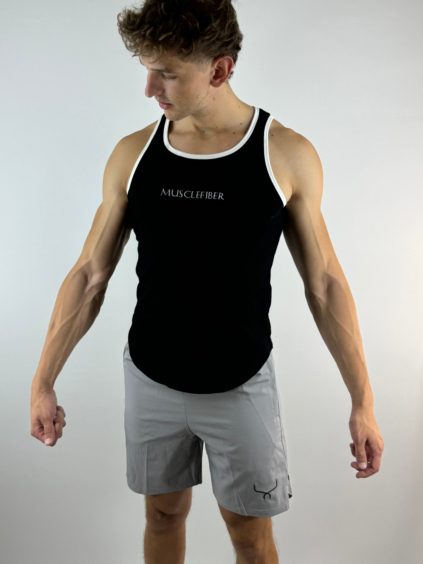 Pump tank