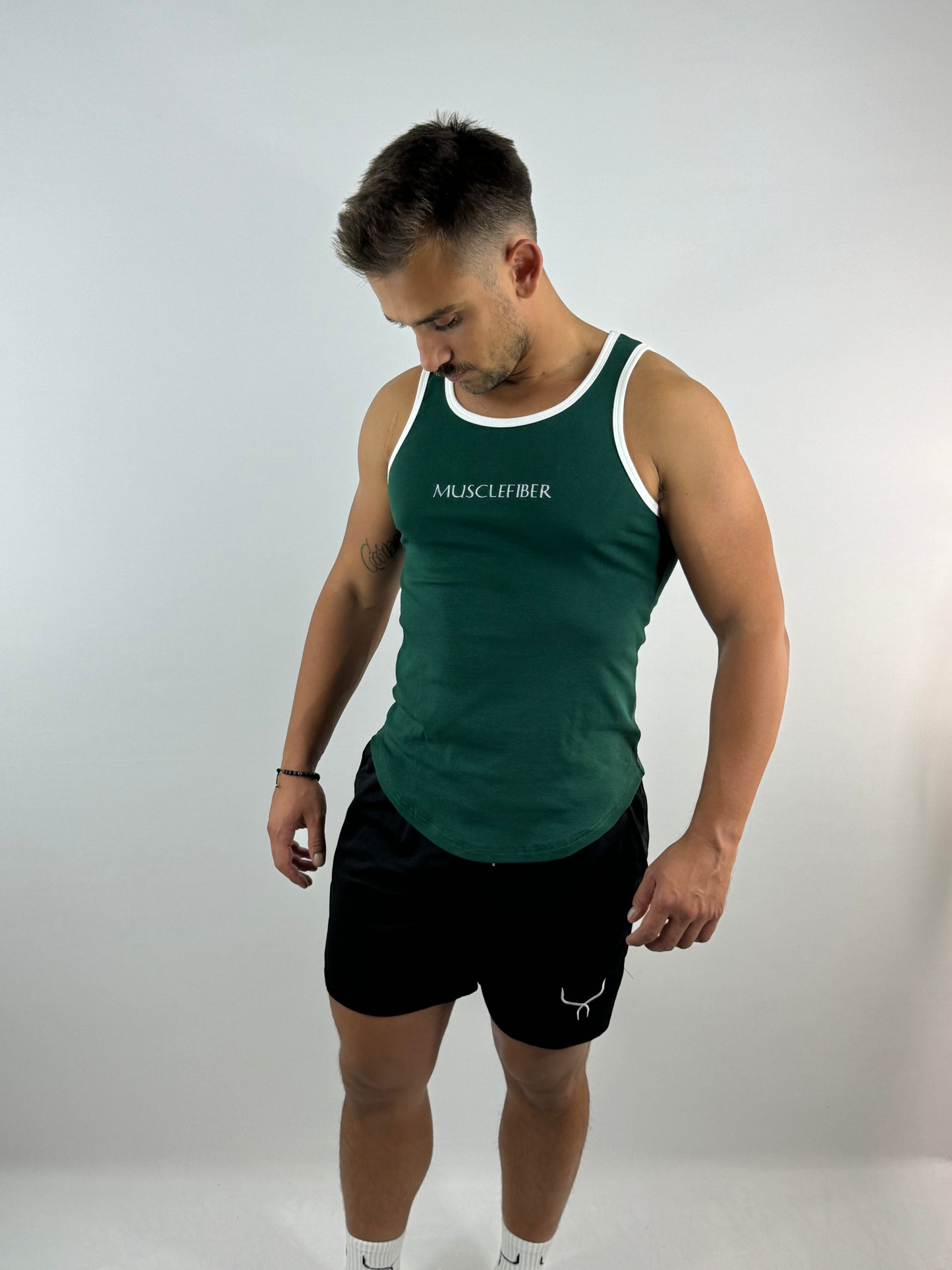 Pump tank