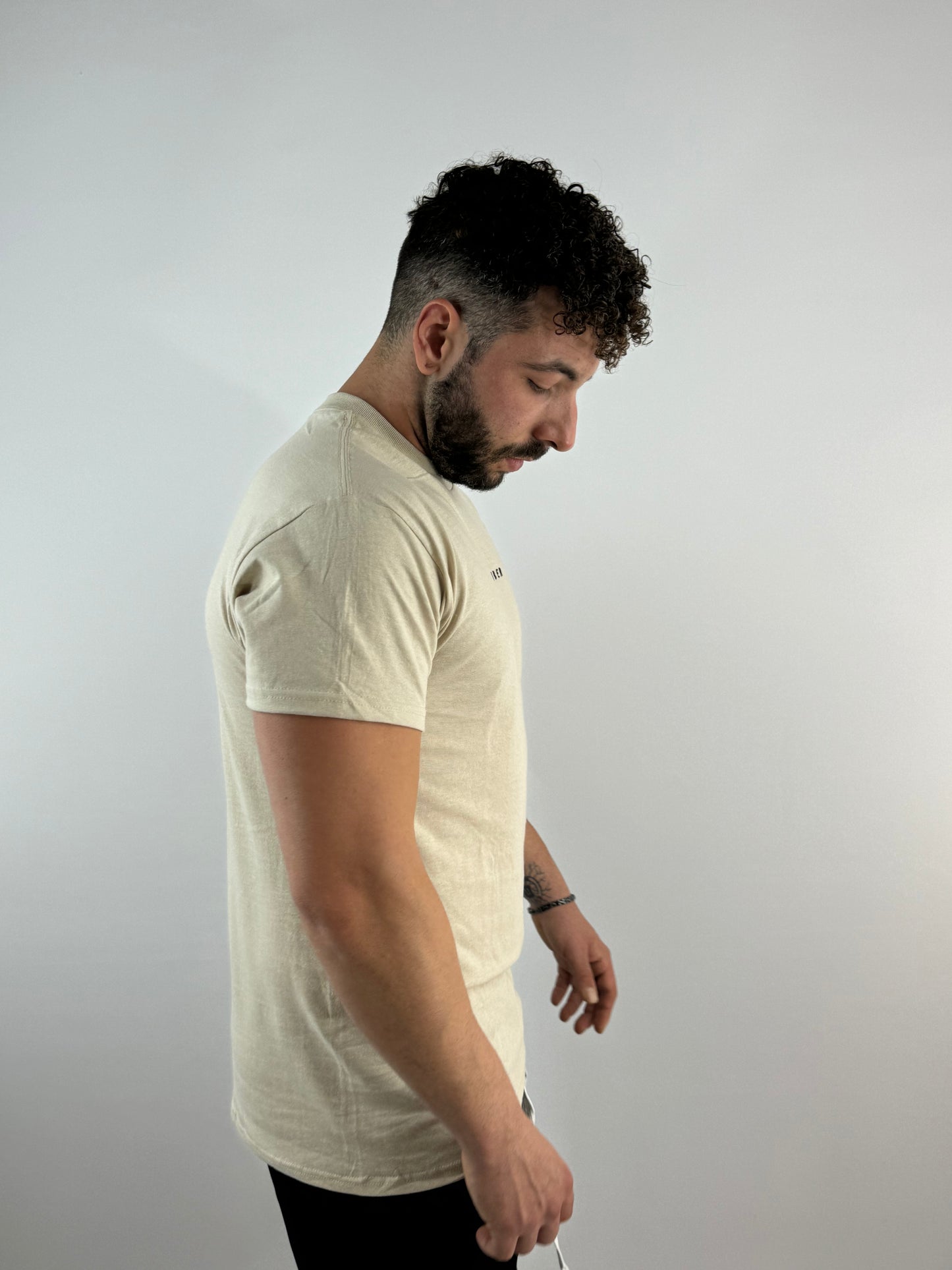 Out minimal tee
