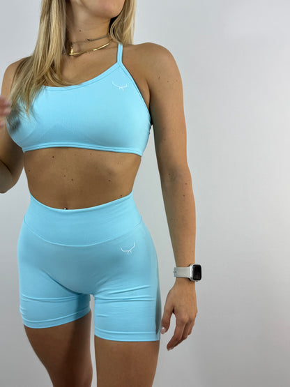 Dynamic crossed bra