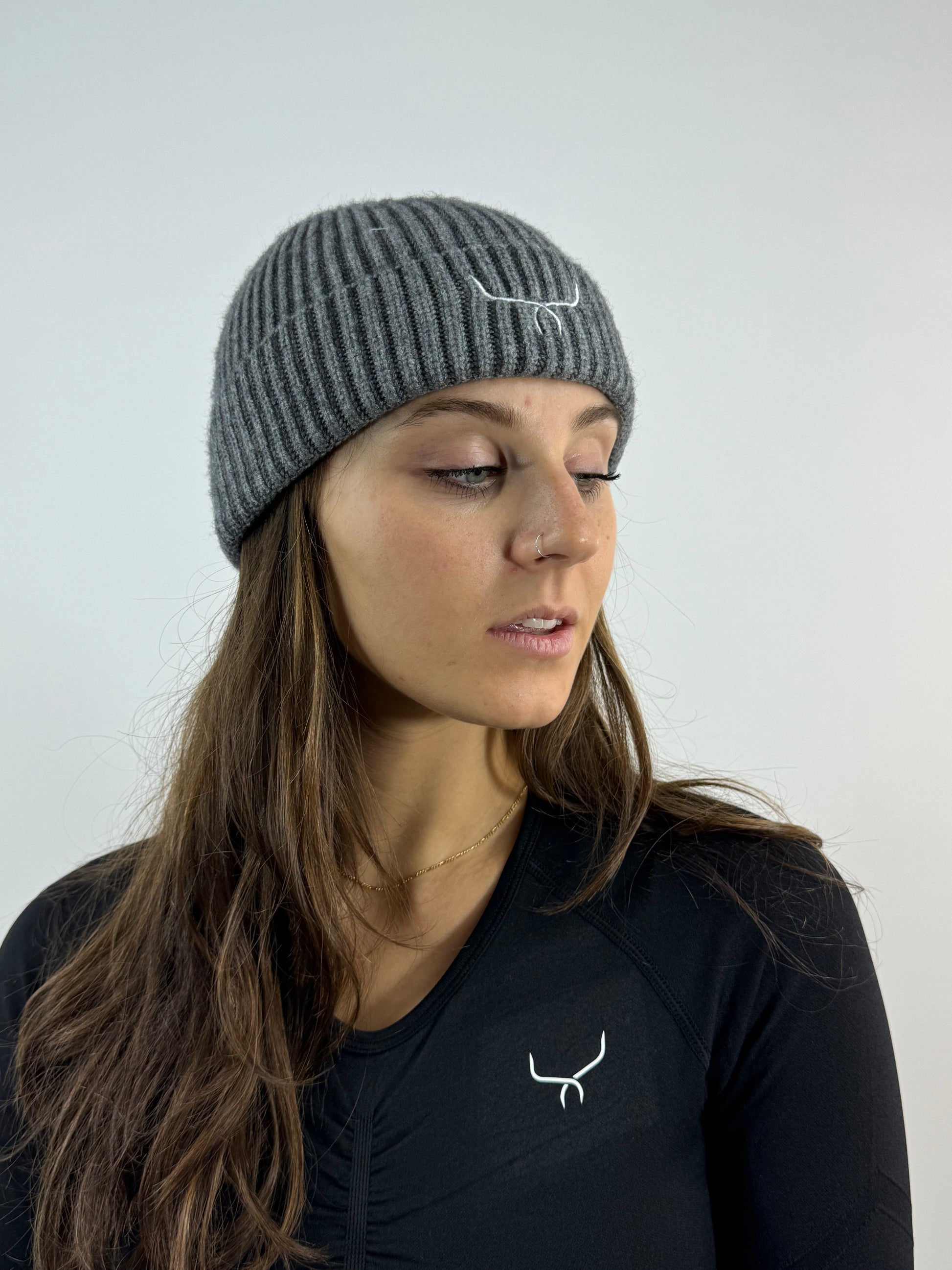 Beanie hat grigio