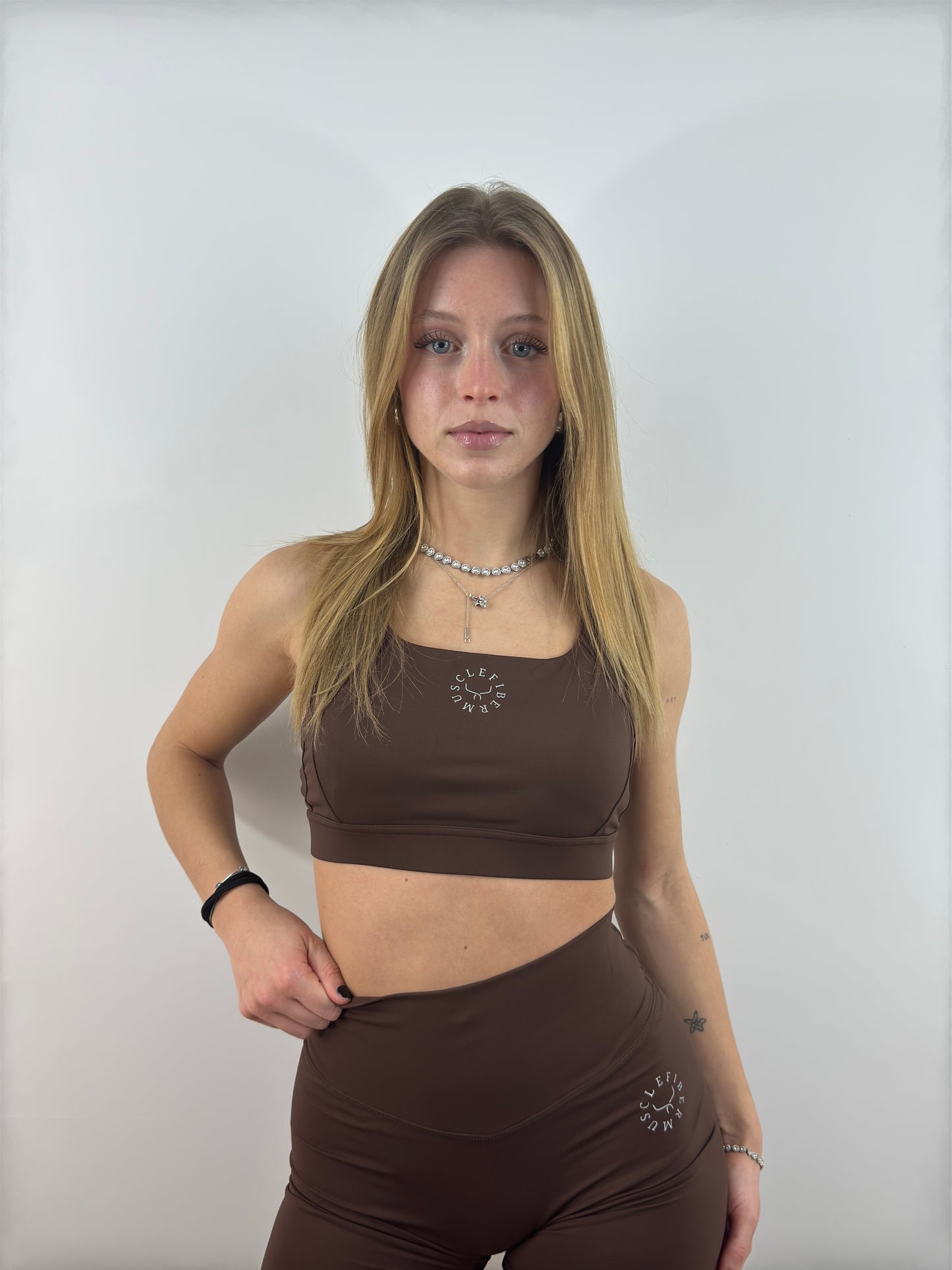 Essence top